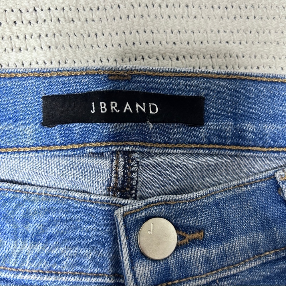 J Brand Women's 29 Alana High Rise Light wash Skinny cropped - Picture 4 of 10